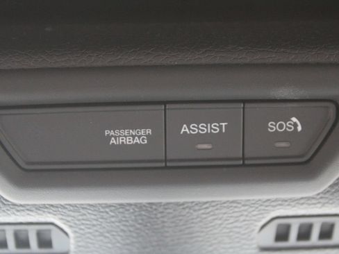 Used 2023 Jeep Wrangler Unlimited Sahara AWD/4WD image 50