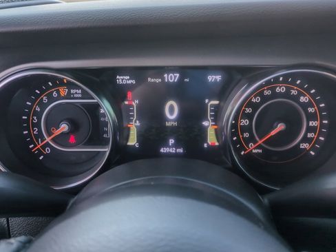 Used 2022 Jeep Gladiator Sport image 10