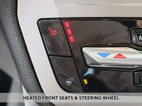 Used 2023 Ford Explorer XLT w/ Equipment Group 202A AWD/4WD image 8