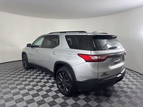 Used 2021 Chevrolet Traverse RS image 5