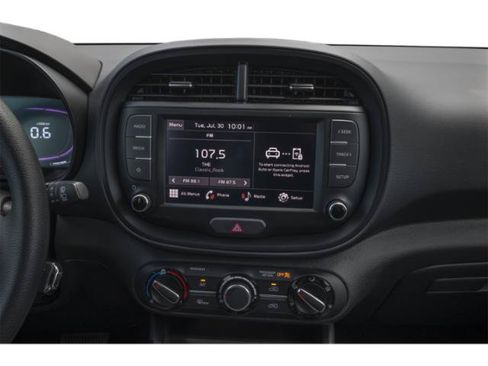 Used 2025 Kia Soul LX w/ LX Technology Package FWD image 12