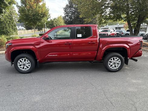 New 2025 Toyota Tacoma SR5 image 6