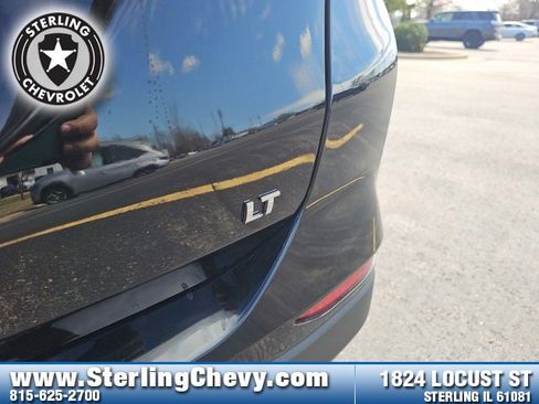 Used 2022 Chevrolet Equinox LT image 29