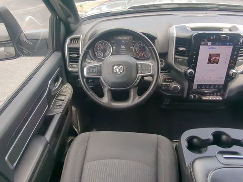 Used 2024 RAM 2500 Big Horn w/ Safety Group image 17