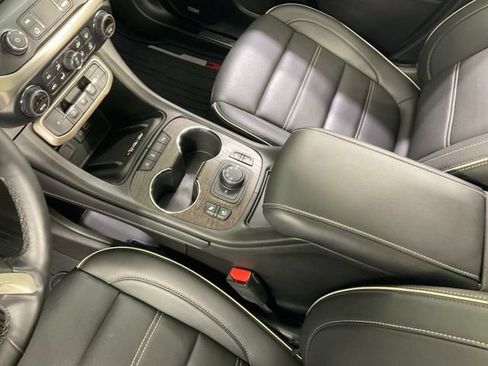 Used 2023 GMC Acadia Denali w/ Trailering Package AWD/4WD image 20