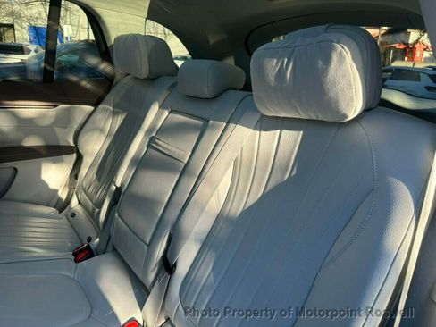 Used 2023 Mercedes-Benz EQS 580 4MATIC SUV image 18