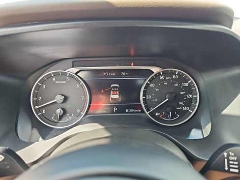 Used 2023 Nissan Rogue S AWD/4WD image 19