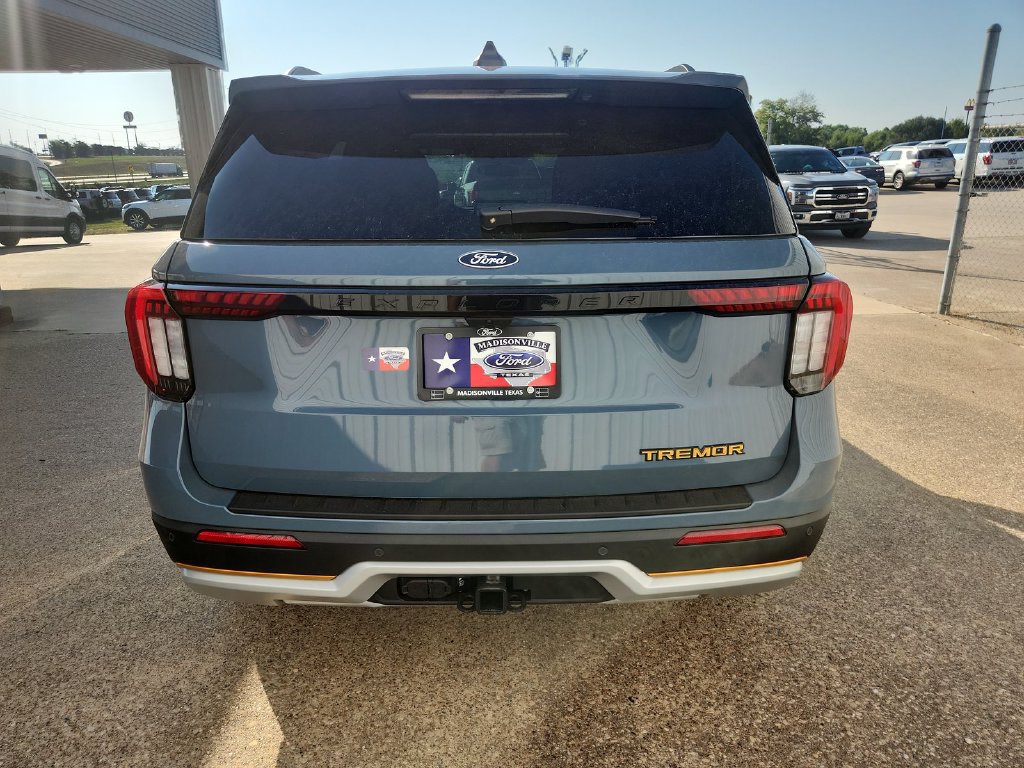New 2027 Ford Explorer Tremor AWD/4WD image 7