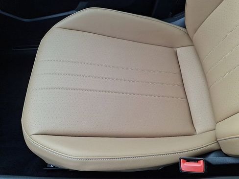 Certified 2024 Volkswagen Tiguan SE R-Line image 26