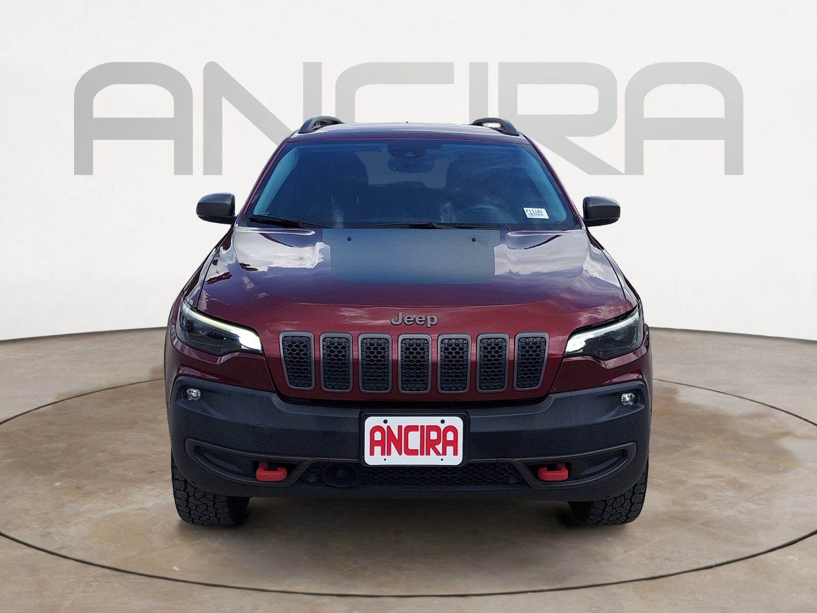 Used 2019 Jeep Cherokee Trailhawk AWD/4WD image 5