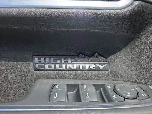Used 2022 Chevrolet Silverado 1500 High Country image 20