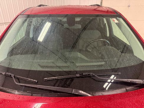 Used 2021 Chevrolet Traverse LT w/ LPO, Floor Liner Package AWD/4WD image 14
