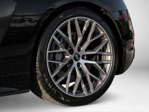 Used 2018 Audi R8 V10 plus image 55