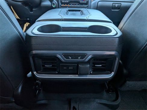 Used 2021 Chevrolet Silverado 1500 High Country w/ Technology Package image 14