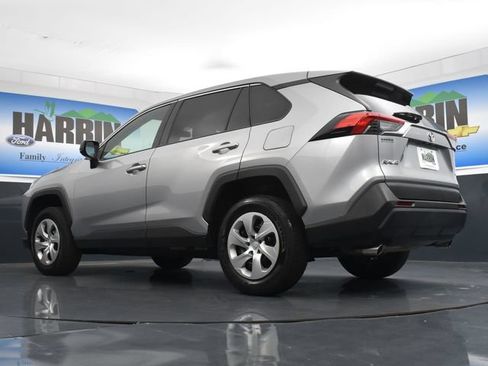 Used 2022 Toyota RAV4 LE FWD image 21