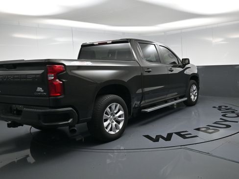 Used 2022 Chevrolet Silverado 1500 Custom w/ Safety Confidence Package AWD/4WD image 17