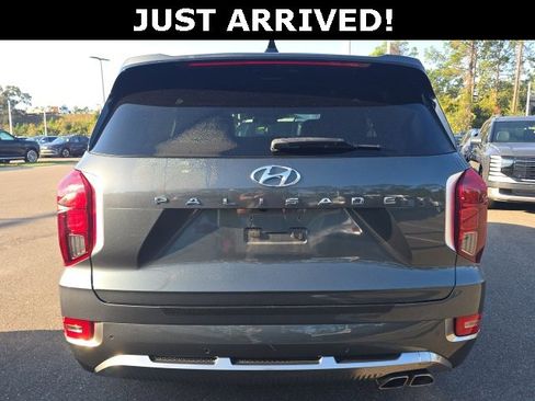 Used 2022 Hyundai Palisade Calligraphy image 4