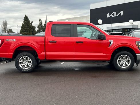 Used 2023 Ford F150 XLT image 3