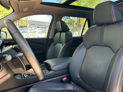 Used 2024 Honda Pilot Touring image 25