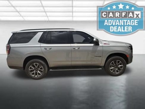 Used 2024 Chevrolet Tahoe Z71 w/ Luxury Package AWD/4WD image 4