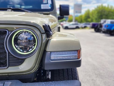New 2026 Jeep Gladiator Sport AWD/4WD image 10