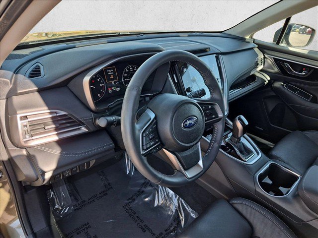 Used 2025 Subaru Outback Touring AWD/4WD image 9