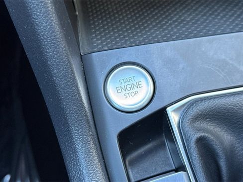 Used 2022 Volkswagen Taos S image 25