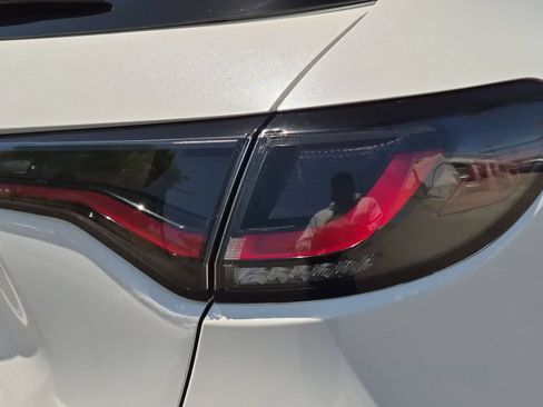 Used 2024 Honda HR-V Sport image 11