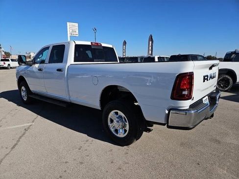 New 2026 RAM 2500 Tradesman AWD/4WD image 34