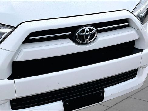 Used 2023 Toyota 4Runner TRD Sport AWD/4WD image 29