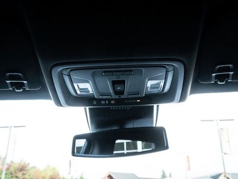 Used 2023 Chevrolet Silverado 1500 High Country image 17