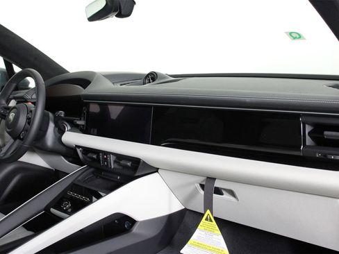 New 2025 Porsche Macan Turbo Electric image 15
