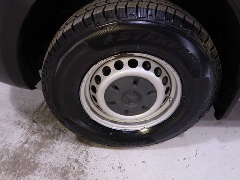 Used 2021 Mercedes-Benz Sprinter 2500 w/ Driver Convenience Package image 10