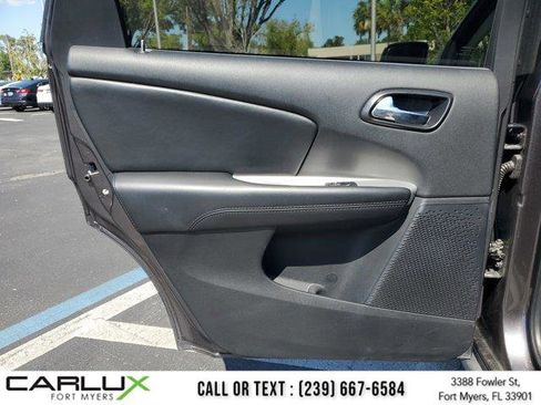 Used 2020 Dodge Journey SE w/ SE Popular Equipment Group image 15