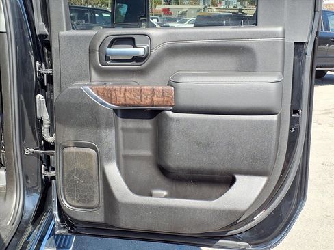 Used 2021 GMC Sierra 2500 Denali w/ Denali Ultimate Package image 15