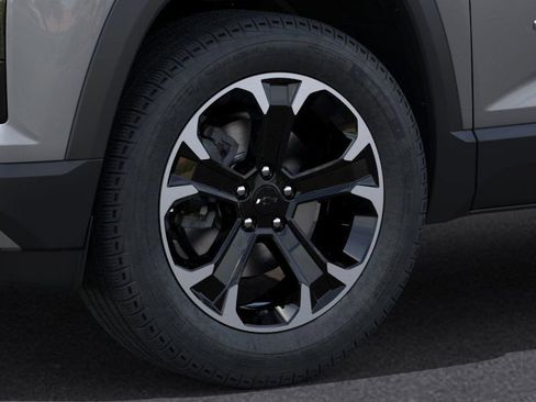 New 2026 Chevrolet Equinox LT w/ Convenience Package II image 9