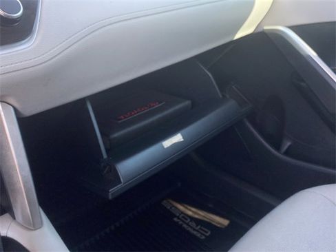 Used 2023 Toyota Corolla Cross LE image 30