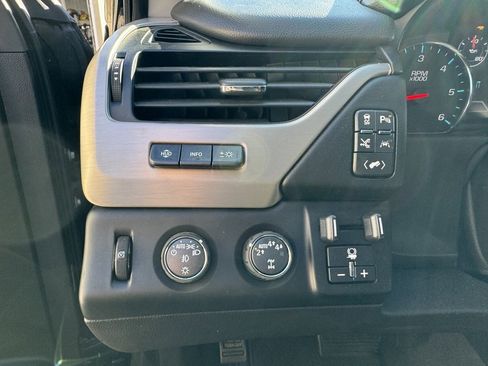 Used 2019 GMC Yukon Denali image 15