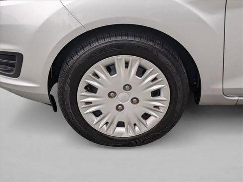 Used 2014 Ford Fiesta S image 21