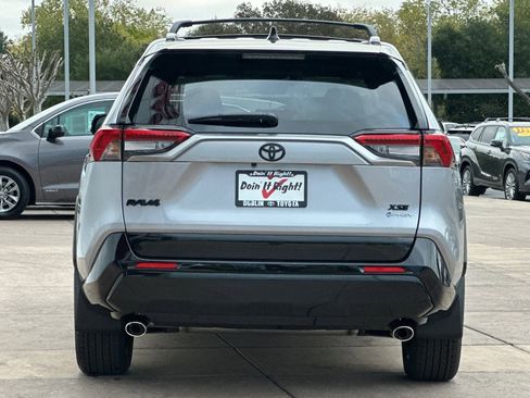 New 2025 Toyota RAV4 XSE image 5