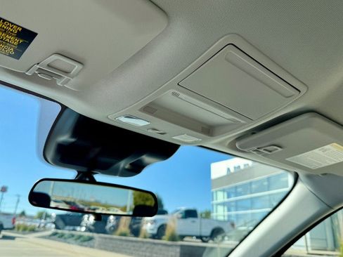 New 2025 Ford Maverick XLT w/ XLT Luxury Package image 29