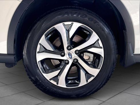 Used 2021 Subaru Outback Touring w/ Popular Package #2 image 10