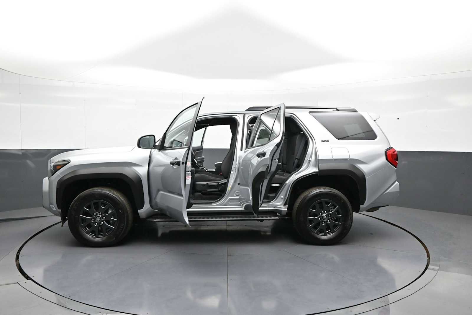 Used 2025 Toyota 4Runner SR5 AWD/4WD image 43
