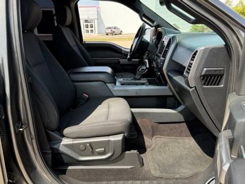 Used 2019 Ford F150 XLT w/ Equipment Group 302A Luxury AWD/4WD image 21