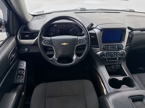 Used 2016 Chevrolet Suburban LS RWD image 22