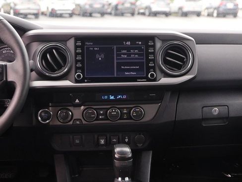 Used 2021 Toyota Tacoma TRD Off-Road AWD/4WD image 24