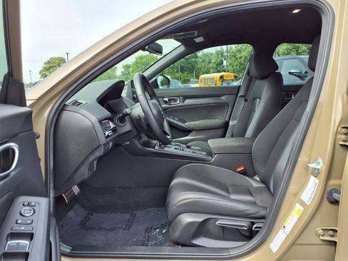 Used 2025 Honda Civic Sport image 19