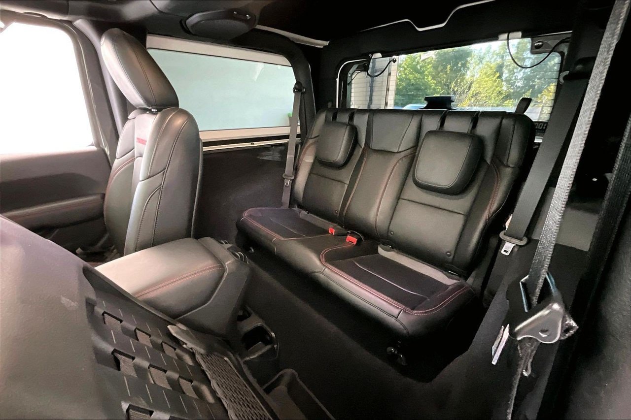 Used 2020 Jeep Wrangler Rubicon AWD/4WD image 24
