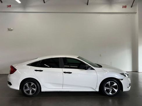 Used 2019 Honda Civic LX image 3