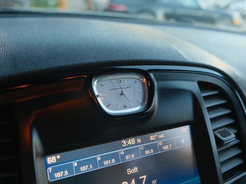 Used 2013 Chrysler 300 Motown image 22